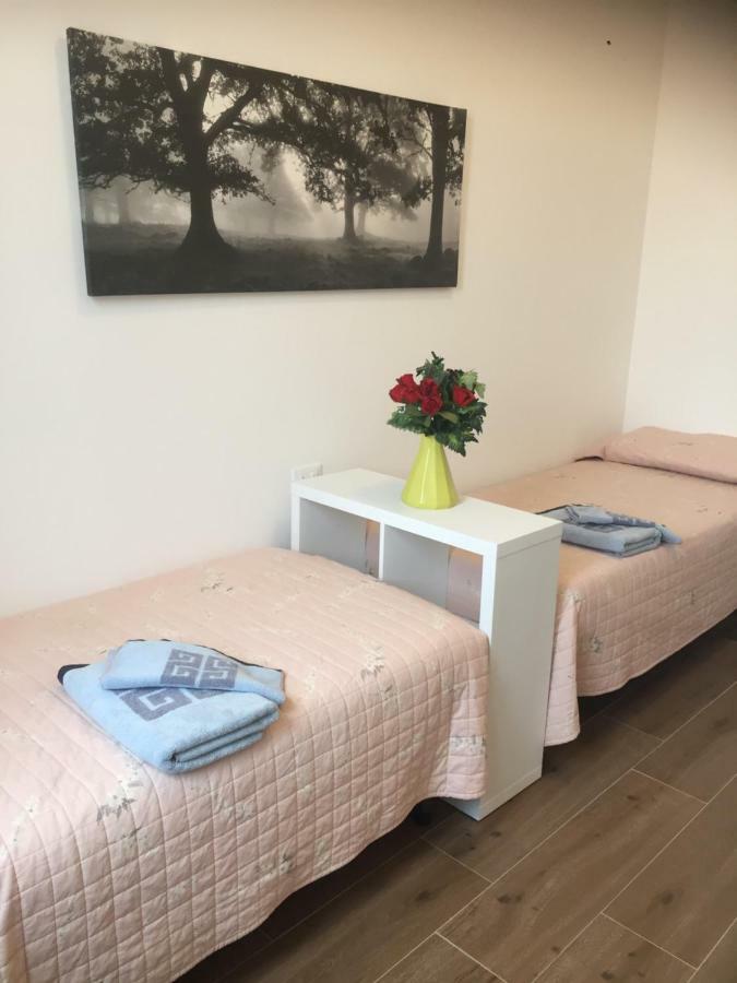 TINTORETTO 1 CON TERRAZZA SOPRA IL TETTO, 3 bagni, 3 grandi camere da letto, SUPER NUOVO Venezia Esterno foto