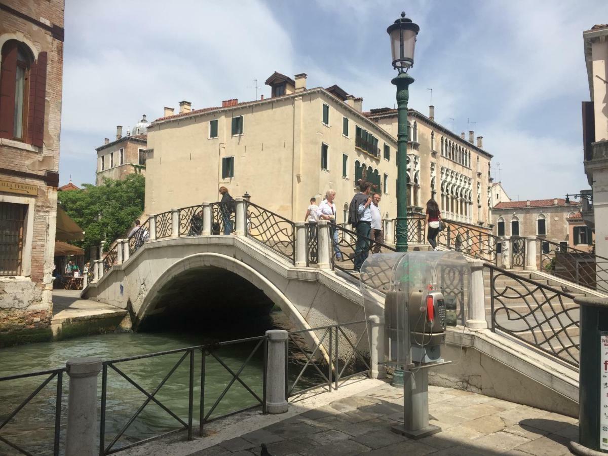 TINTORETTO 1 CON TERRAZZA SOPRA IL TETTO, 3 bagni, 3 grandi camere da letto, SUPER NUOVO Venezia Esterno foto