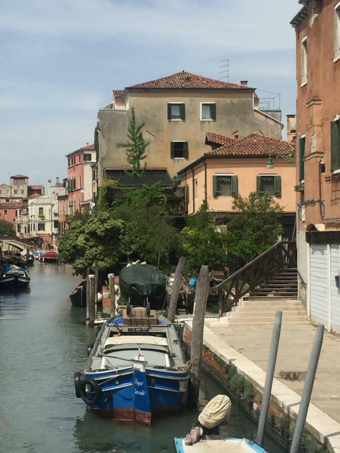 TINTORETTO 1 CON TERRAZZA SOPRA IL TETTO, 3 bagni, 3 grandi camere da letto, SUPER NUOVO Venezia Esterno foto