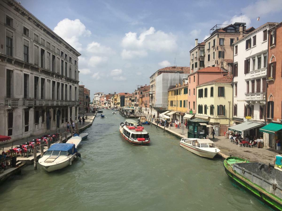 TINTORETTO 1 CON TERRAZZA SOPRA IL TETTO, 3 bagni, 3 grandi camere da letto, SUPER NUOVO Venezia Esterno foto