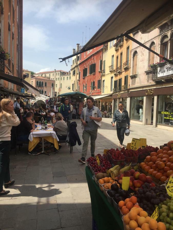TINTORETTO 1 CON TERRAZZA SOPRA IL TETTO, 3 bagni, 3 grandi camere da letto, SUPER NUOVO Venezia Esterno foto