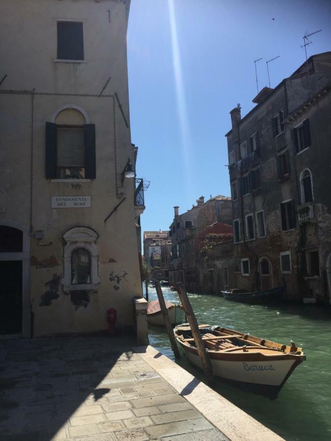 TINTORETTO 1 CON TERRAZZA SOPRA IL TETTO, 3 bagni, 3 grandi camere da letto, SUPER NUOVO Venezia Esterno foto