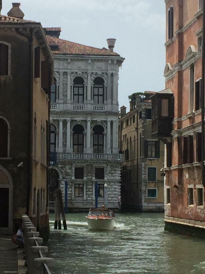 TINTORETTO 1 CON TERRAZZA SOPRA IL TETTO, 3 bagni, 3 grandi camere da letto, SUPER NUOVO Venezia Esterno foto