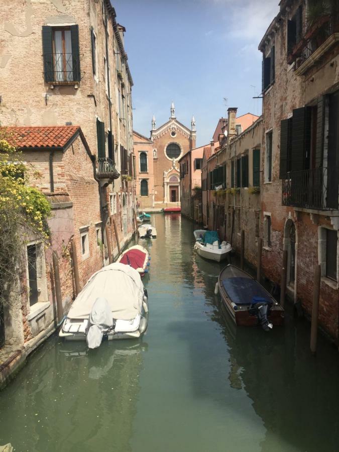 TINTORETTO 1 CON TERRAZZA SOPRA IL TETTO, 3 bagni, 3 grandi camere da letto, SUPER NUOVO Venezia Esterno foto